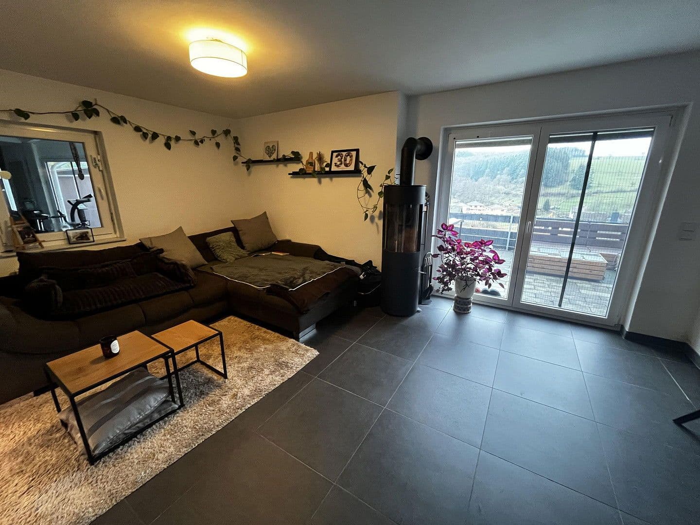 Prodej domu 142 m², pozemek 467 m², Naurath (Eifel), Porýní-Falc Prodej domu 142 m², pozemek 467 m², Naurath (Eifel), Porýní-Falc