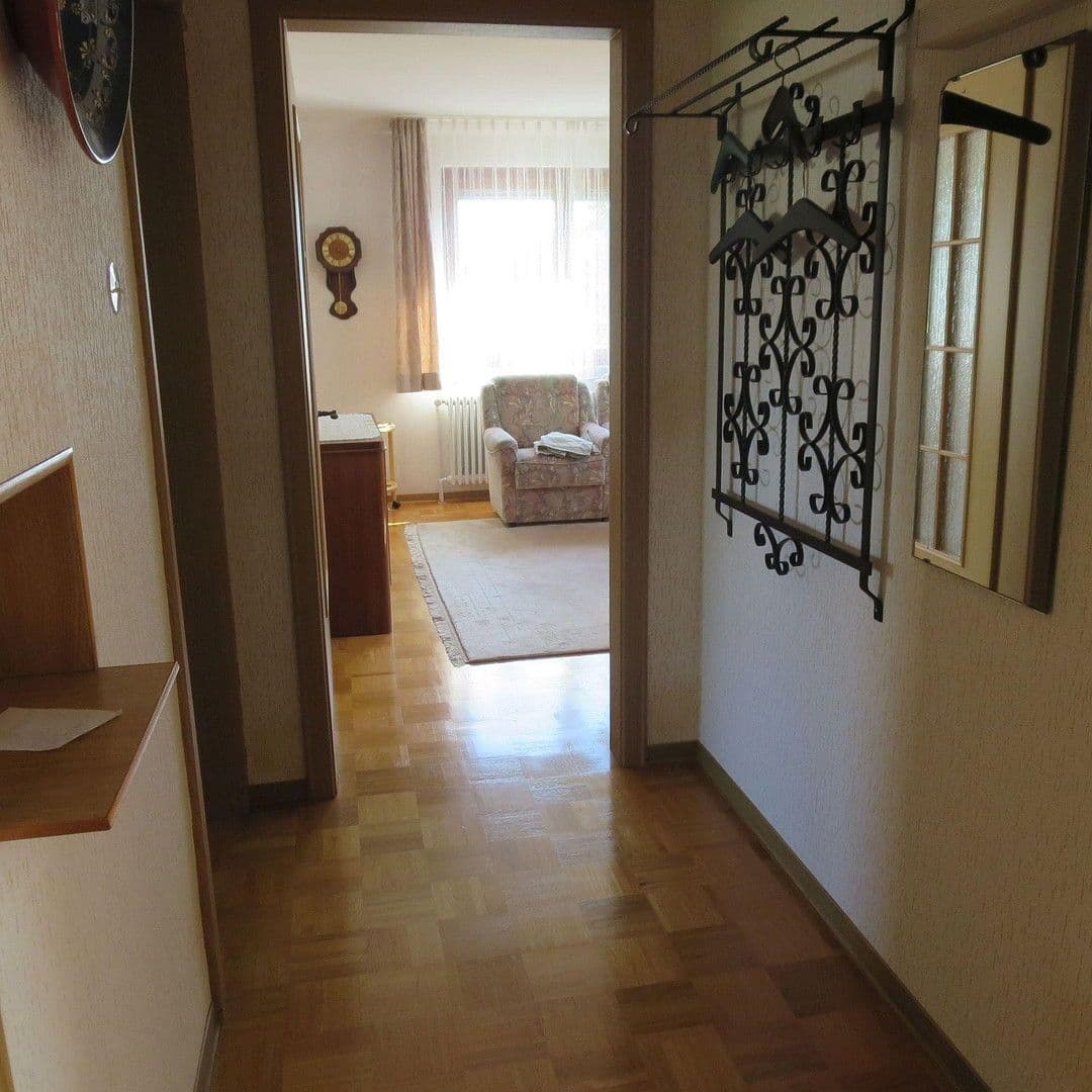 Prodej domu 123 m², pozemek 1.238 m², Uhlandstaße 9, Grabenstetten, Bádensko-Württembersko Prodej domu 123 m², pozemek 1.238 m², Uhlandstaße 9, Grabenstetten, Bádensko-Württembersko