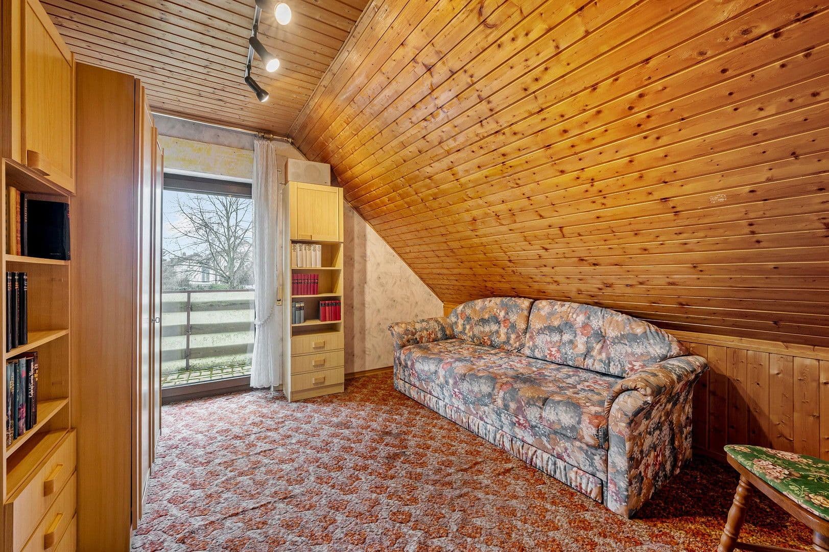 Prodej domu 194 m², pozemek 651 m², Rüsselsheim am Main, Hessen Prodej domu 194 m², pozemek 651 m², Rüsselsheim am Main, Hessen