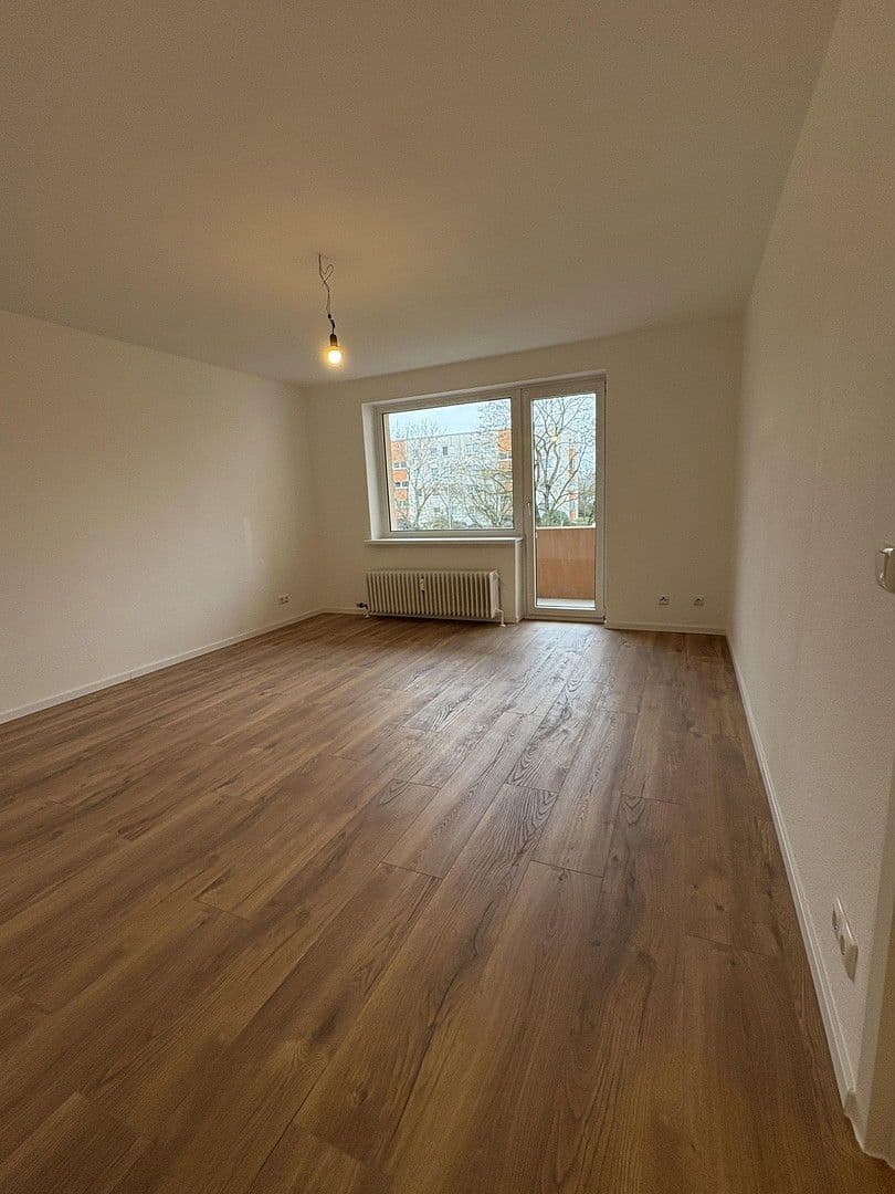 Pronájem bytu 4+1 80 m², Mannheimer Str. 4, Wiesbaden, Hessen Pronájem bytu 4+1 80 m², Mannheimer Str. 4, Wiesbaden, Hessen