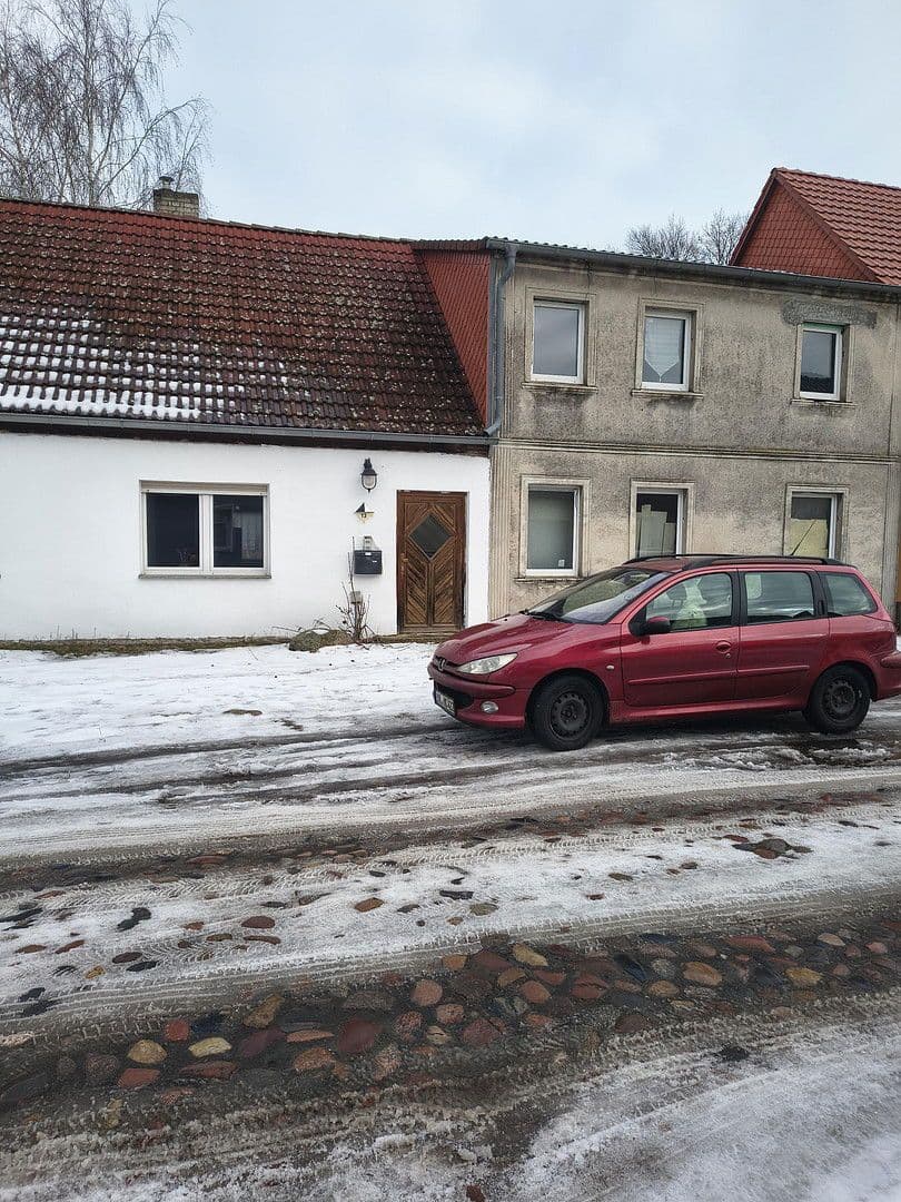 Prodej domu 130 m², pozemek 563 m², Friesack, Braniborsko Prodej domu 130 m², pozemek 563 m², Friesack, Braniborsko