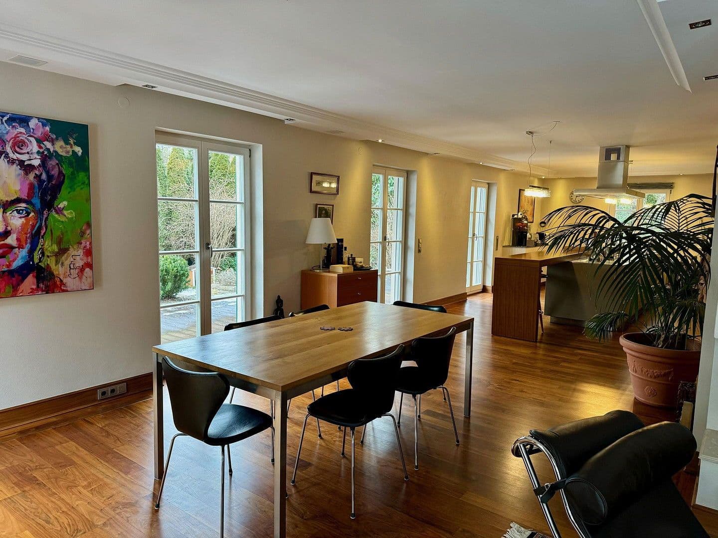 Prodej bytu 7+1 300 m², München, Bavorsko Prodej bytu 7+1 300 m², München, Bavorsko