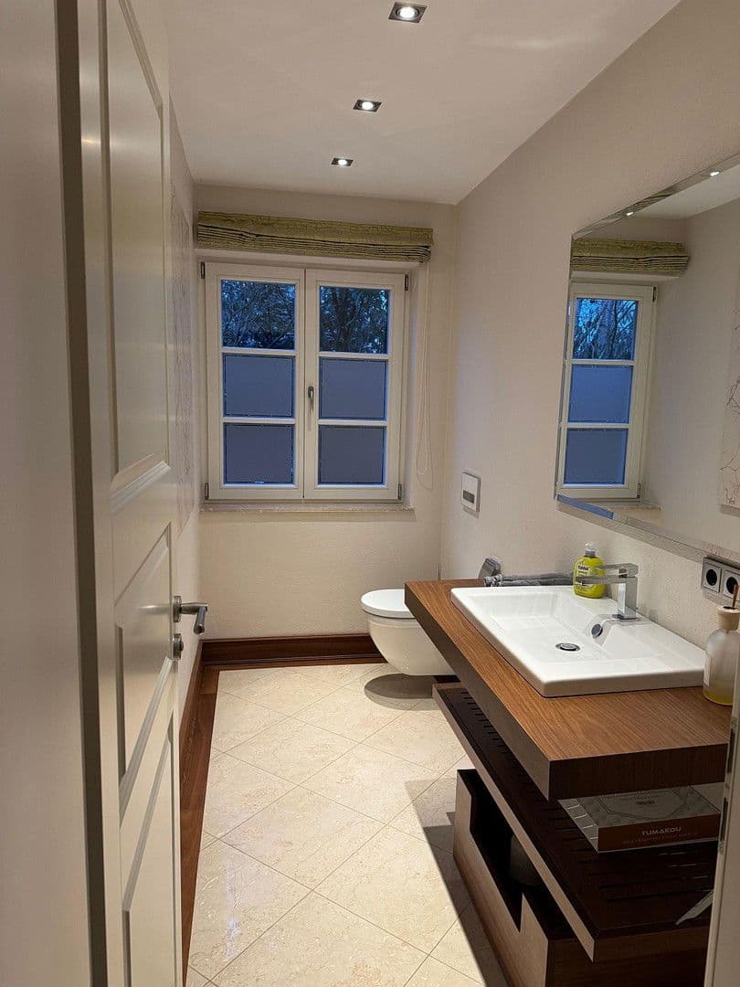 Prodej bytu 7+1 300 m², München, Bavorsko Prodej bytu 7+1 300 m², München, Bavorsko