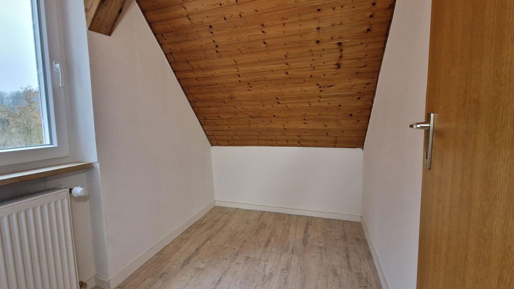 Prodej domu 91 m², pozemek 247 m², Windsbach, Bavorsko Prodej domu 91 m², pozemek 247 m², Windsbach, Bavorsko