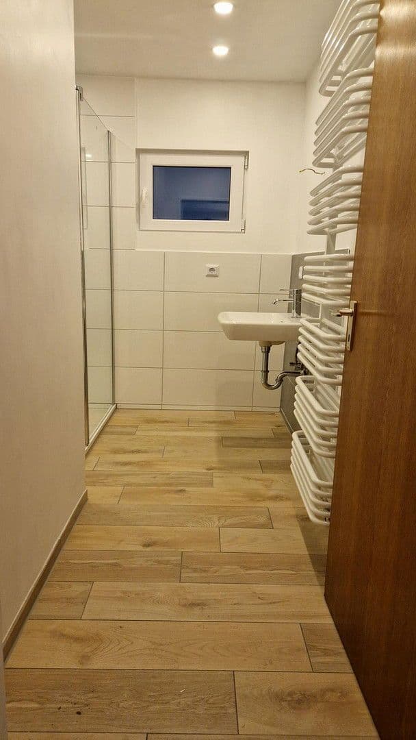 Prodej domu 91 m², pozemek 247 m², Windsbach, Bavorsko Prodej domu 91 m², pozemek 247 m², Windsbach, Bavorsko