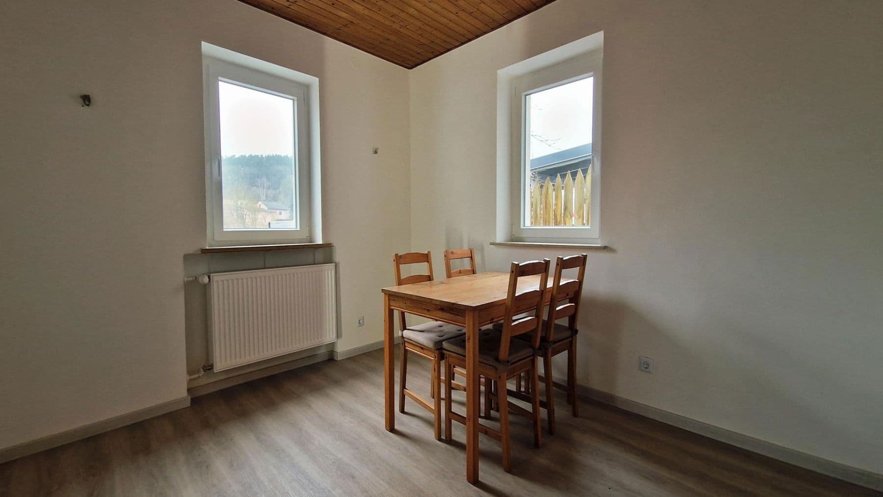 Prodej domu 91 m², pozemek 247 m², Windsbach, Bavorsko Prodej domu 91 m², pozemek 247 m², Windsbach, Bavorsko