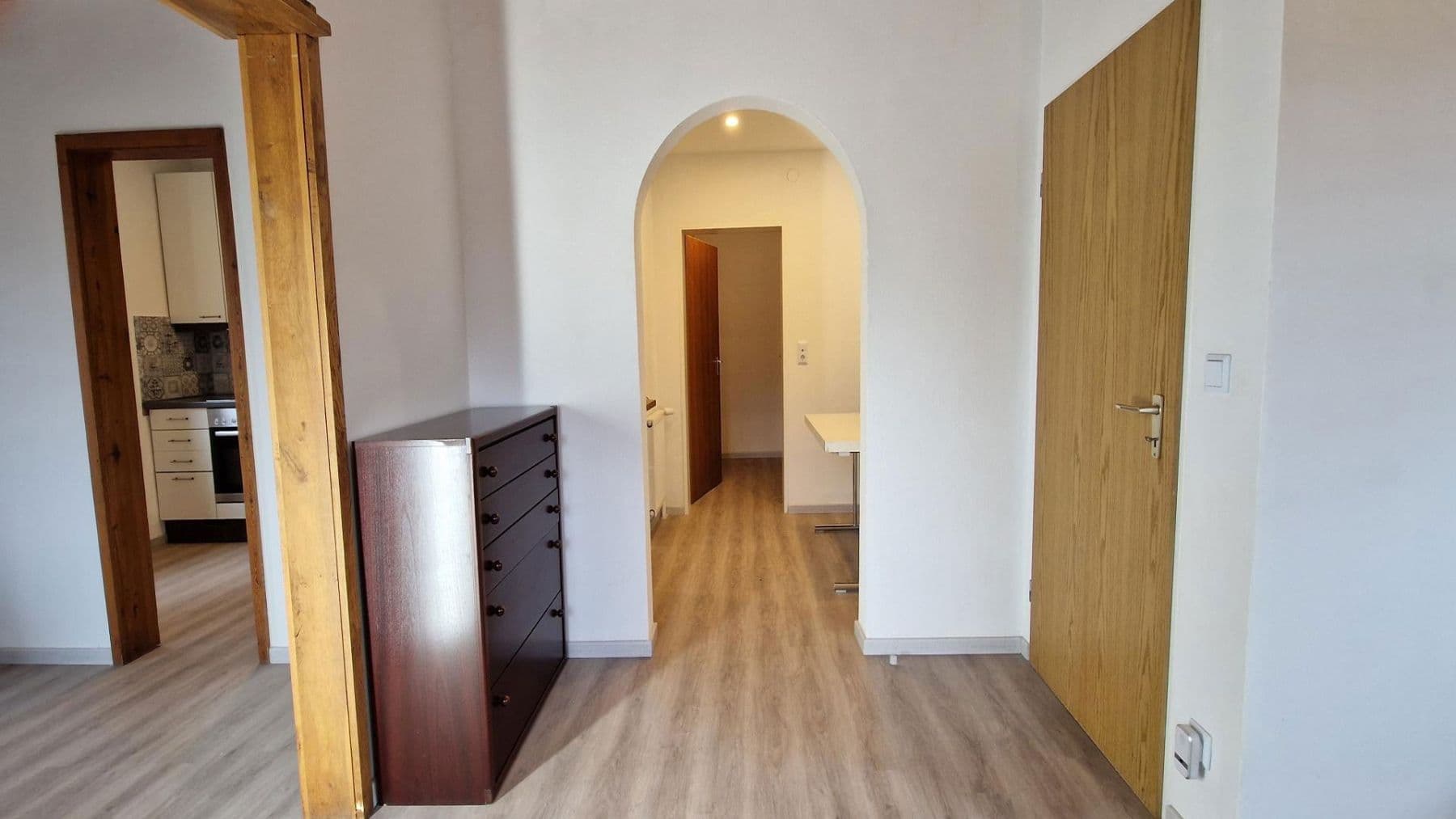 Prodej domu 91 m², pozemek 247 m², Windsbach, Bavorsko Prodej domu 91 m², pozemek 247 m², Windsbach, Bavorsko