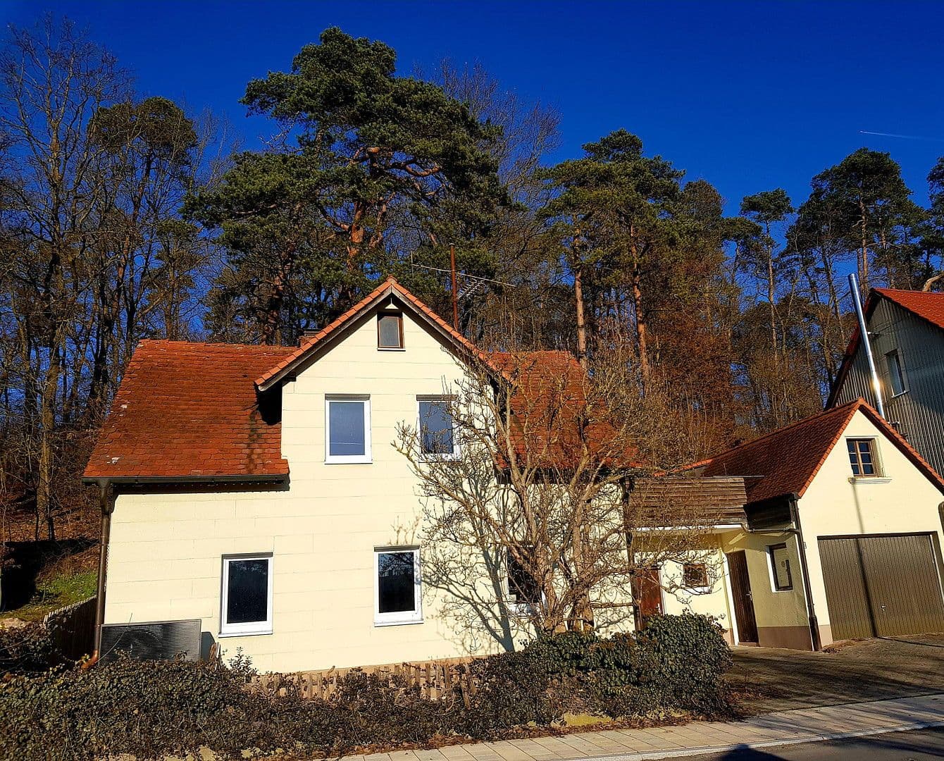 Prodej domu 91 m², pozemek 247 m², Windsbach, Bavorsko Prodej domu 91 m², pozemek 247 m², Windsbach, Bavorsko