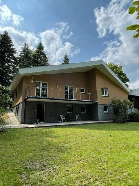 Prodej domu 194 m², pozemek 4.117 m², Wennigsen (Deister), Dolní Sasko Prodej domu 194 m², pozemek 4.117 m², Wennigsen (Deister), Dolní Sasko