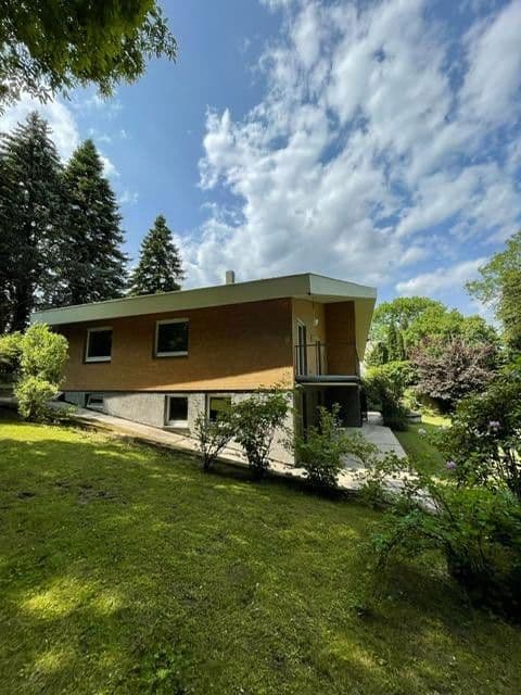 Prodej domu 194 m², pozemek 4.117 m², Wennigsen (Deister), Dolní Sasko Prodej domu 194 m², pozemek 4.117 m², Wennigsen (Deister), Dolní Sasko