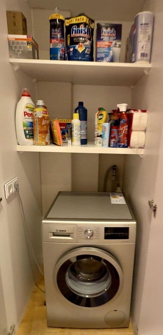 Pronájem bytu 2+1 58 m², Osterweihstrasse. 4, Cvikov, Sasko Pronájem bytu 2+1 58 m², Osterweihstrasse. 4, Cvikov, Sasko