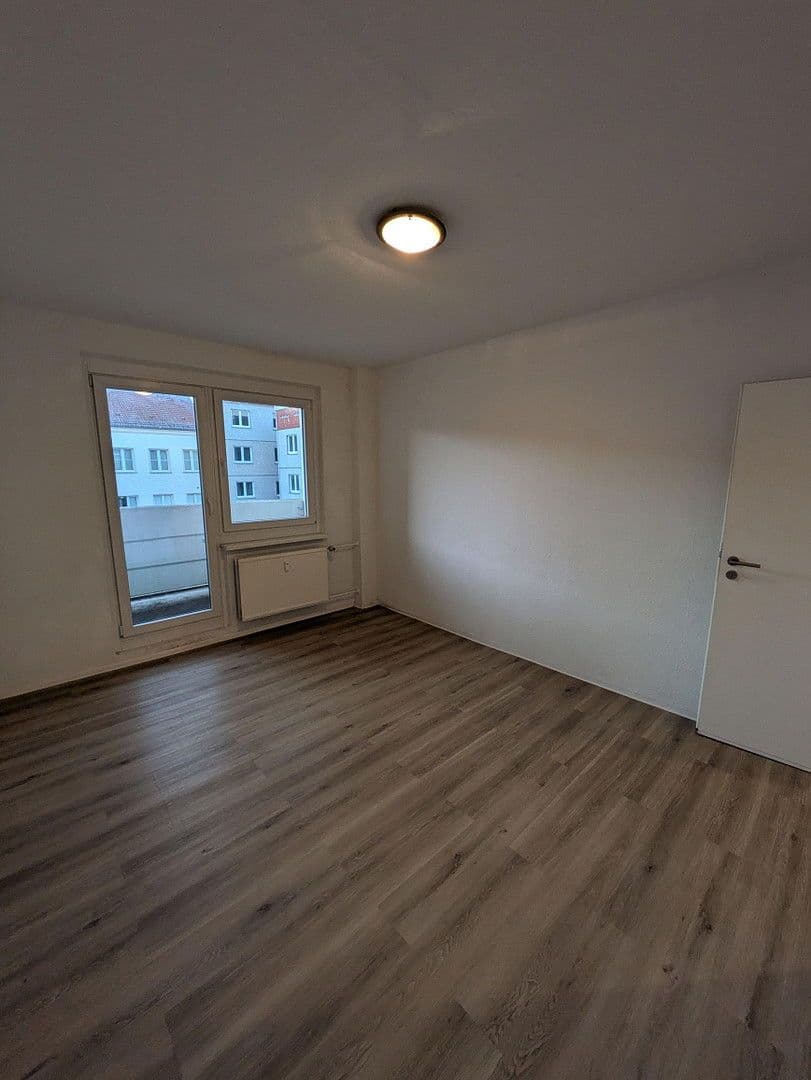 Pronájem bytu 3+1 60 m², Marktstraße, Pasewalk, Mecklenburg-Vorpommern Pronájem bytu 3+1 60 m², Marktstraße, Pasewalk, Mecklenburg-Vorpommern
