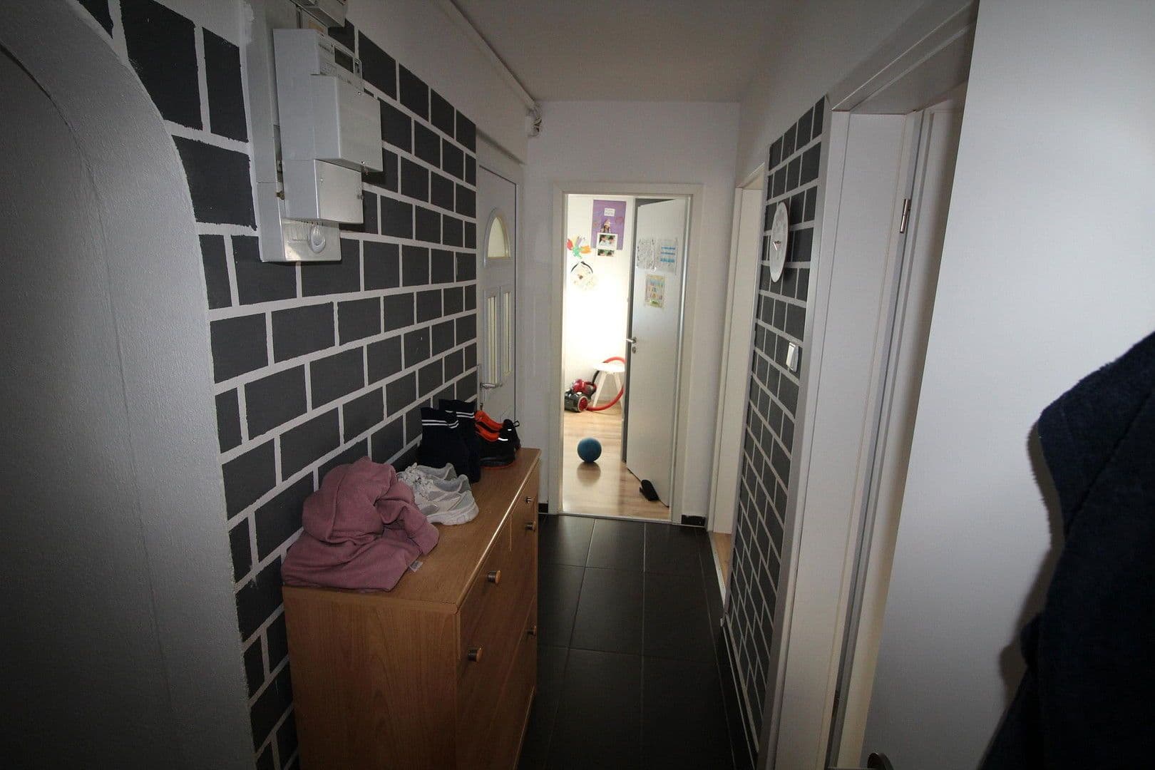 Prodej domu 163 m², pozemek 142 m², Stuttgart, Bádensko-Württembersko Prodej domu 163 m², pozemek 142 m², Stuttgart, Bádensko-Württembersko