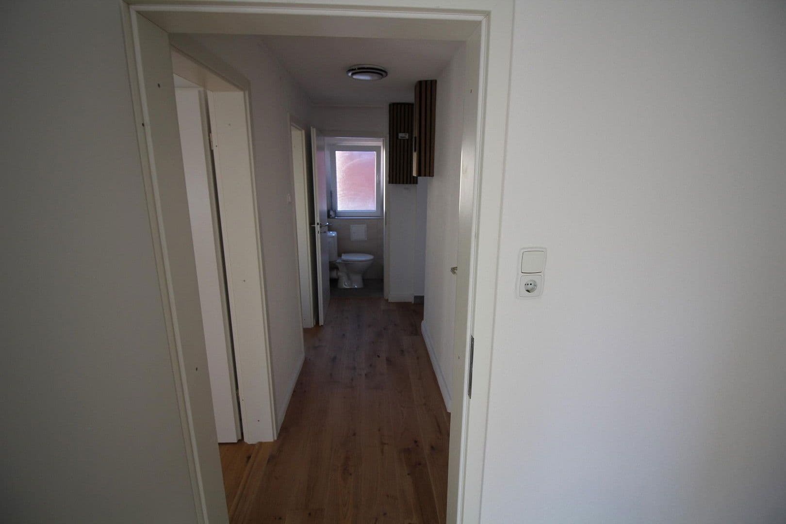 Prodej domu 163 m², pozemek 142 m², Stuttgart, Bádensko-Württembersko Prodej domu 163 m², pozemek 142 m², Stuttgart, Bádensko-Württembersko