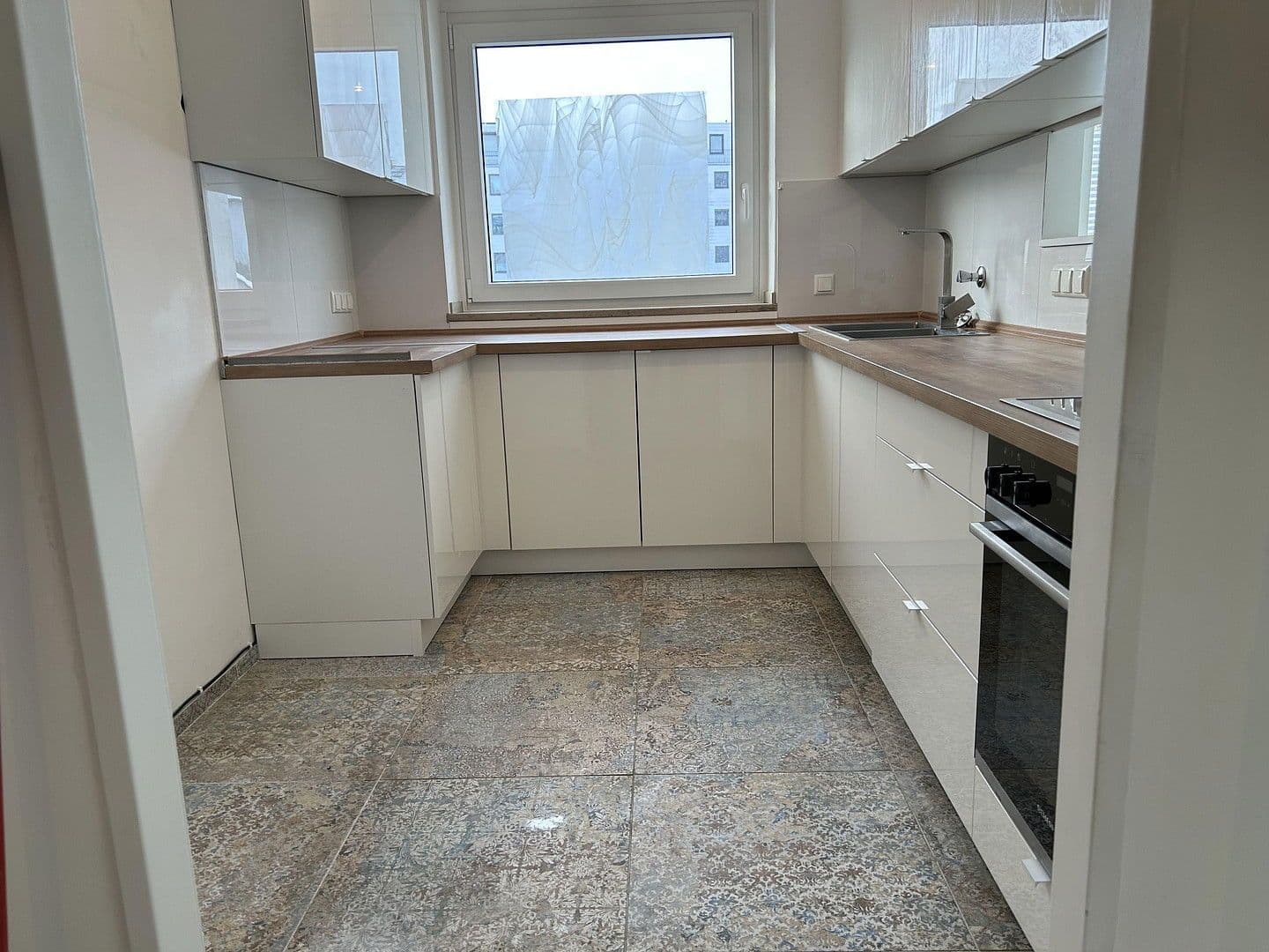 Pronájem bytu 2+1 71 m², Mönchengladbach, Severní Porýní-Vestfálsko Pronájem bytu 2+1 71 m², Mönchengladbach, Severní Porýní-Vestfálsko