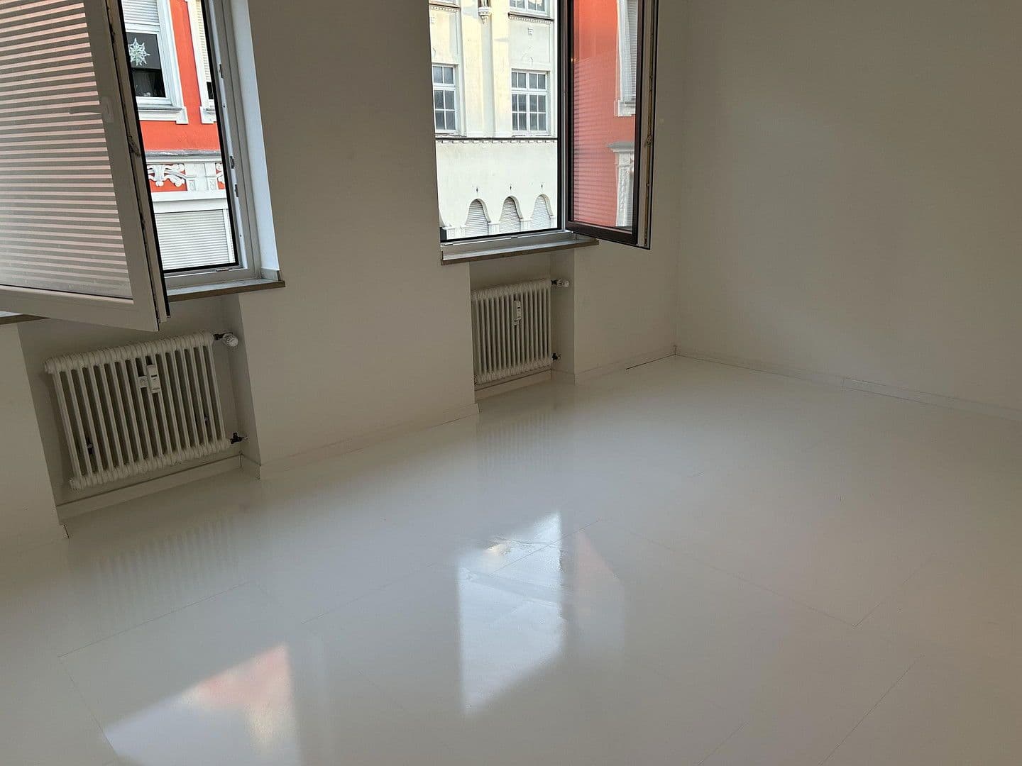 Pronájem bytu 2+1 71 m², Mönchengladbach, Severní Porýní-Vestfálsko Pronájem bytu 2+1 71 m², Mönchengladbach, Severní Porýní-Vestfálsko