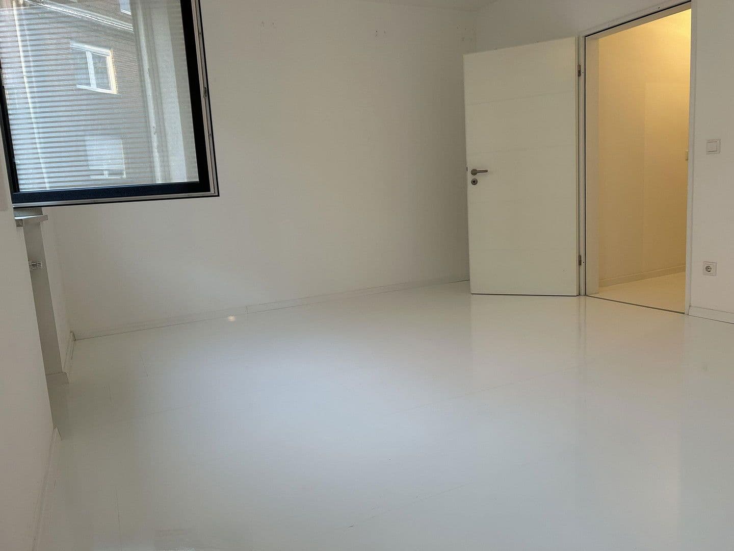 Pronájem bytu 2+1 71 m², Mönchengladbach, Severní Porýní-Vestfálsko Pronájem bytu 2+1 71 m², Mönchengladbach, Severní Porýní-Vestfálsko