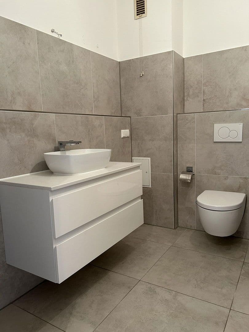 Pronájem bytu 2+1 71 m², Mönchengladbach, Severní Porýní-Vestfálsko Pronájem bytu 2+1 71 m², Mönchengladbach, Severní Porýní-Vestfálsko