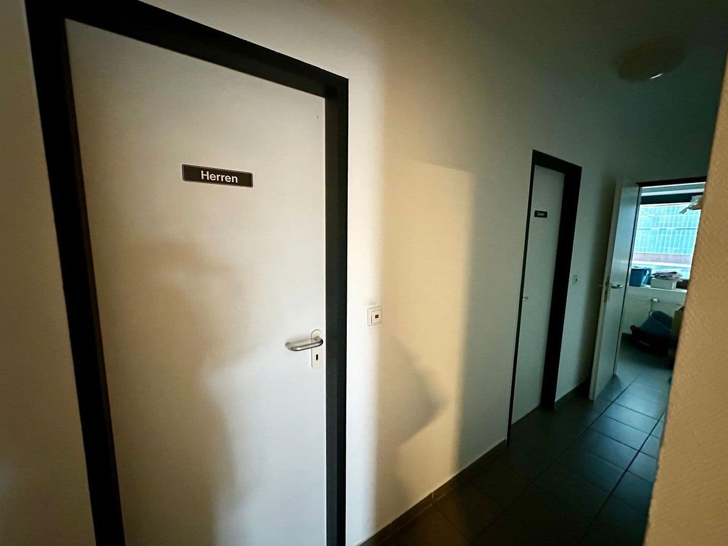 Pronájem kanceláře 298 m², Frankfurt am Main, Hessen Pronájem kanceláře 298 m², Frankfurt am Main, Hessen