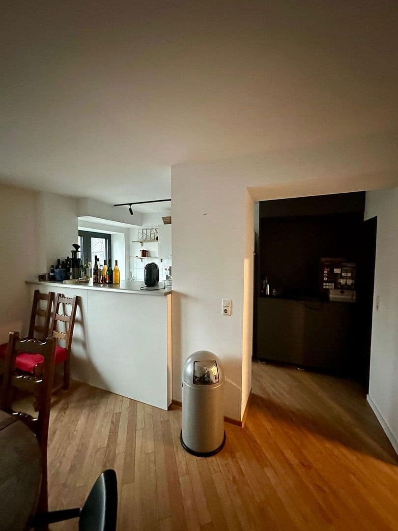 Pronájem kanceláře 298 m², Frankfurt am Main, Hessen Pronájem kanceláře 298 m², Frankfurt am Main, Hessen