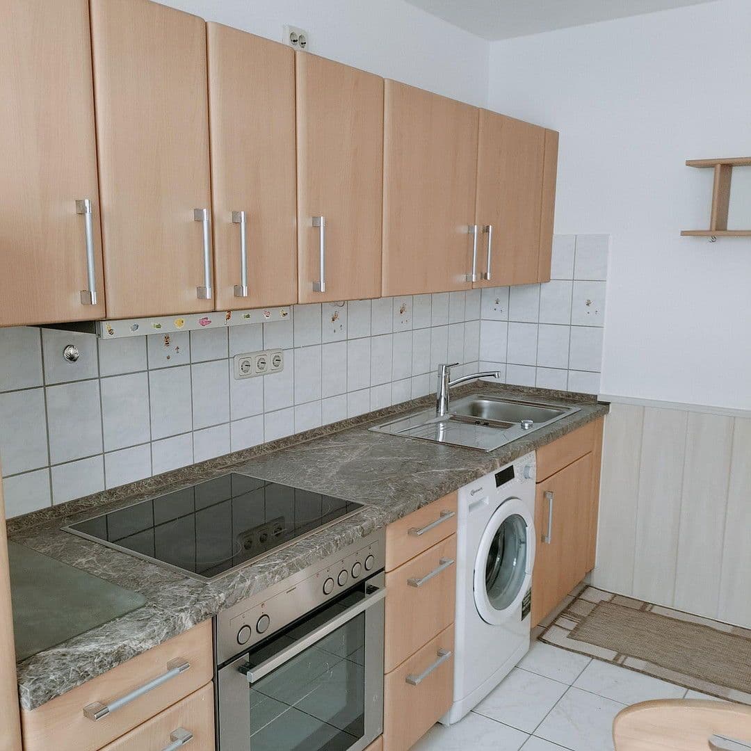 Pronájem bytu 3+1 70 m², Schützenstr. xxx, Hanau, Hessen Pronájem bytu 3+1 70 m², Schützenstr. xxx, Hanau, Hessen