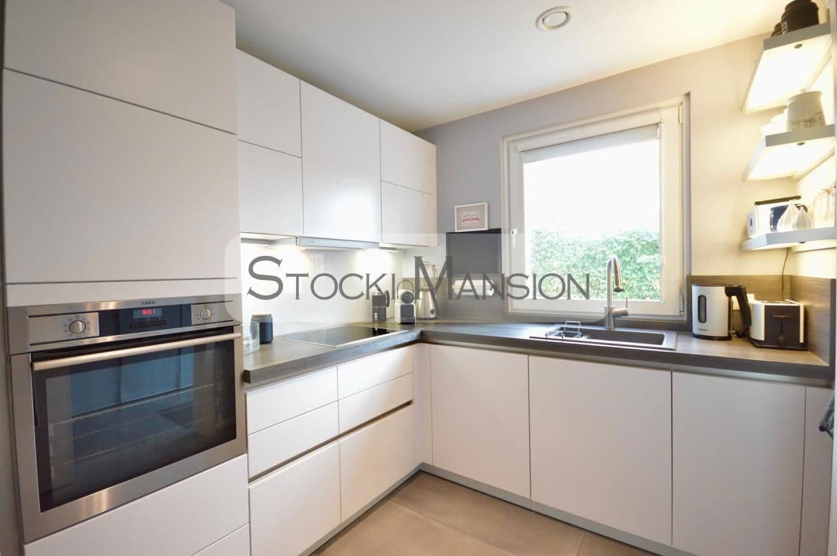 Pronájem bytu 4+1 111 m², Hamburg, Hamburg Pronájem bytu 4+1 111 m², Hamburg, Hamburg