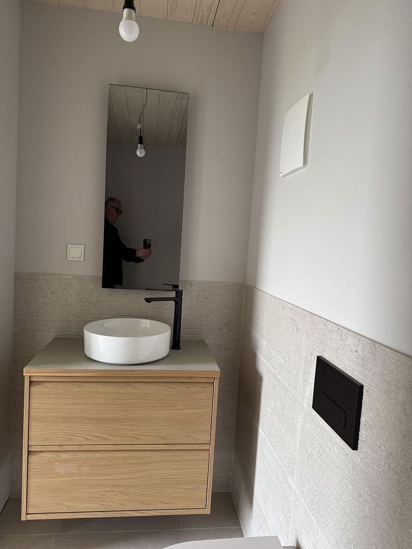 Pronájem bytu 4+1 94 m², Feldbergblick 26, Waldems, Hessen Pronájem bytu 4+1 94 m², Feldbergblick 26, Waldems, Hessen