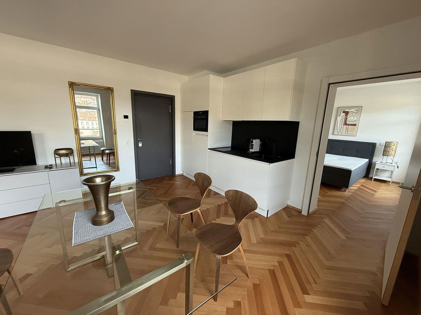 Pronájem bytu 2+1 54 m², Eisenbahnstr. 21, Waldshut-Tiengen, Bádensko-Württembersko Pronájem bytu 2+1 54 m², Eisenbahnstr. 21, Waldshut-Tiengen, Bádensko-Württembersko