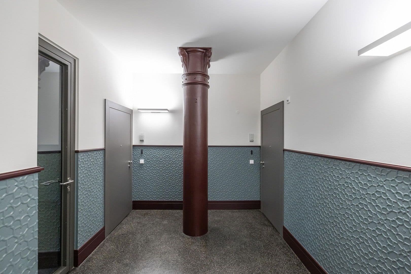 Pronájem bytu 2+1 54 m², Eisenbahnstr. 21, Waldshut-Tiengen, Bádensko-Württembersko Pronájem bytu 2+1 54 m², Eisenbahnstr. 21, Waldshut-Tiengen, Bádensko-Württembersko