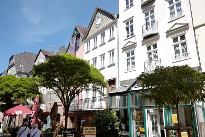 Prodej domu 204 m², pozemek 200 m², Marburg, Hessen Prodej domu 204 m², pozemek 200 m², Marburg, Hessen