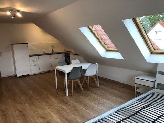 Pronájem bytu 1+1 40 m², Weikershofer Str. 11, Nürnberg, Bavorsko Pronájem bytu 1+1 40 m², Weikershofer Str. 11, Nürnberg, Bavorsko