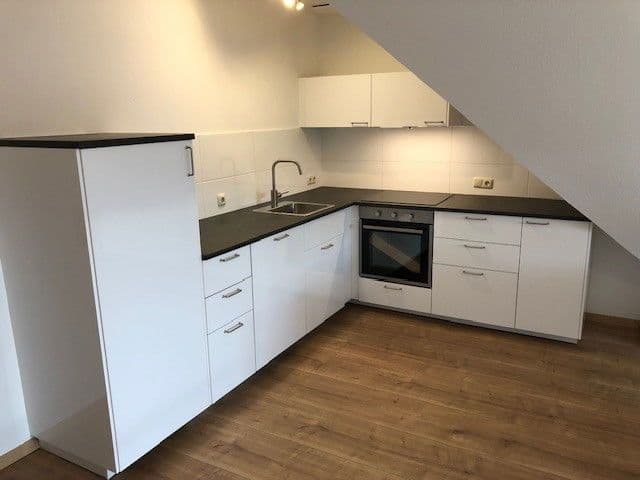 Pronájem bytu 1+1 40 m², Weikershofer Str. 11, Nürnberg, Bavorsko Pronájem bytu 1+1 40 m², Weikershofer Str. 11, Nürnberg, Bavorsko