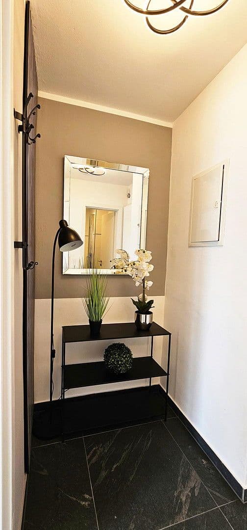 Pronájem bytu 1+1 30 m², Haydnstr., 6, Germering, Bavorsko Pronájem bytu 1+1 30 m², Haydnstr., 6, Germering, Bavorsko