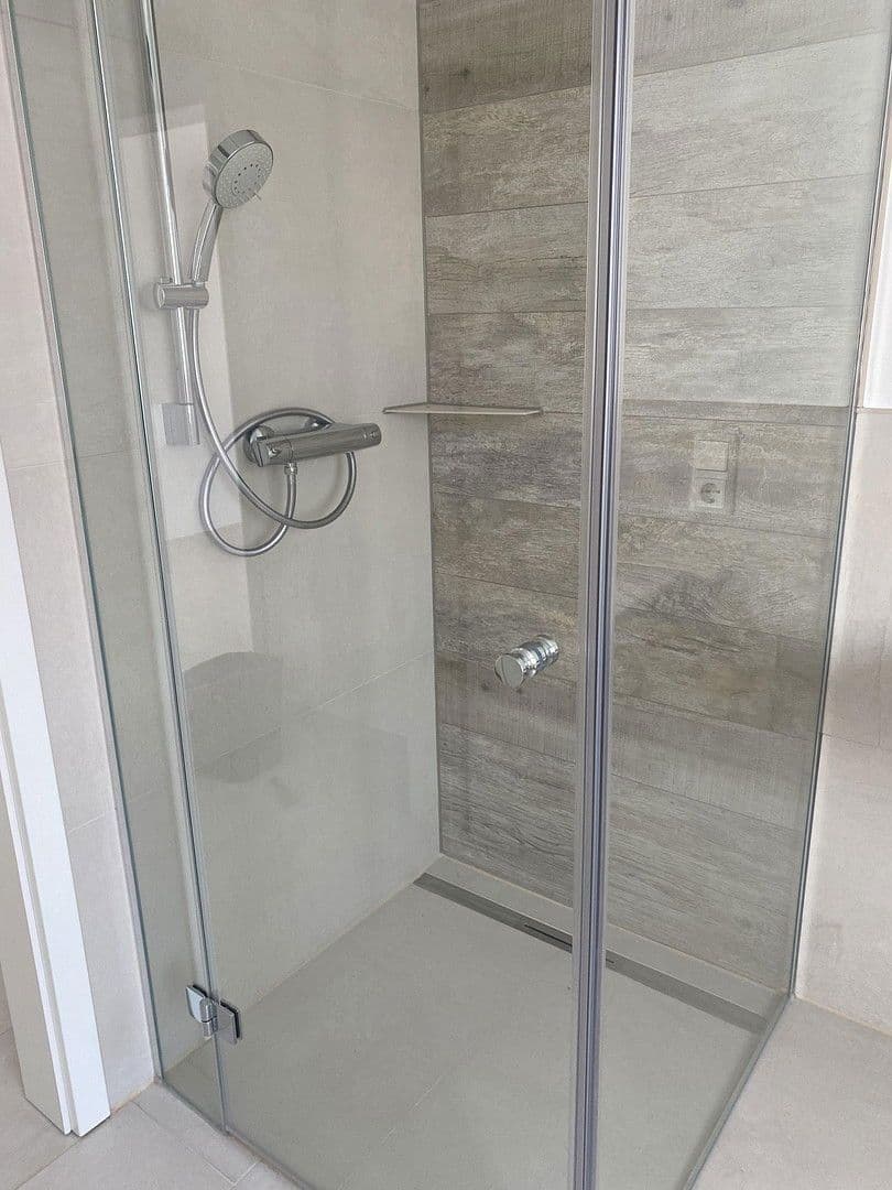 Prodej bytu 3+1 115 m², Hannover, Dolní Sasko Prodej bytu 3+1 115 m², Hannover, Dolní Sasko