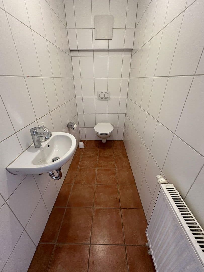 Prodej domu 2.459 m², pozemek 3.700 m², An der Landwehr 25, Bielefeld, Severní Porýní-Vestfálsko Prodej domu 2.459 m², pozemek 3.700 m², An der Landwehr 25, Bielefeld, Severní Porýní-Vestfálsko