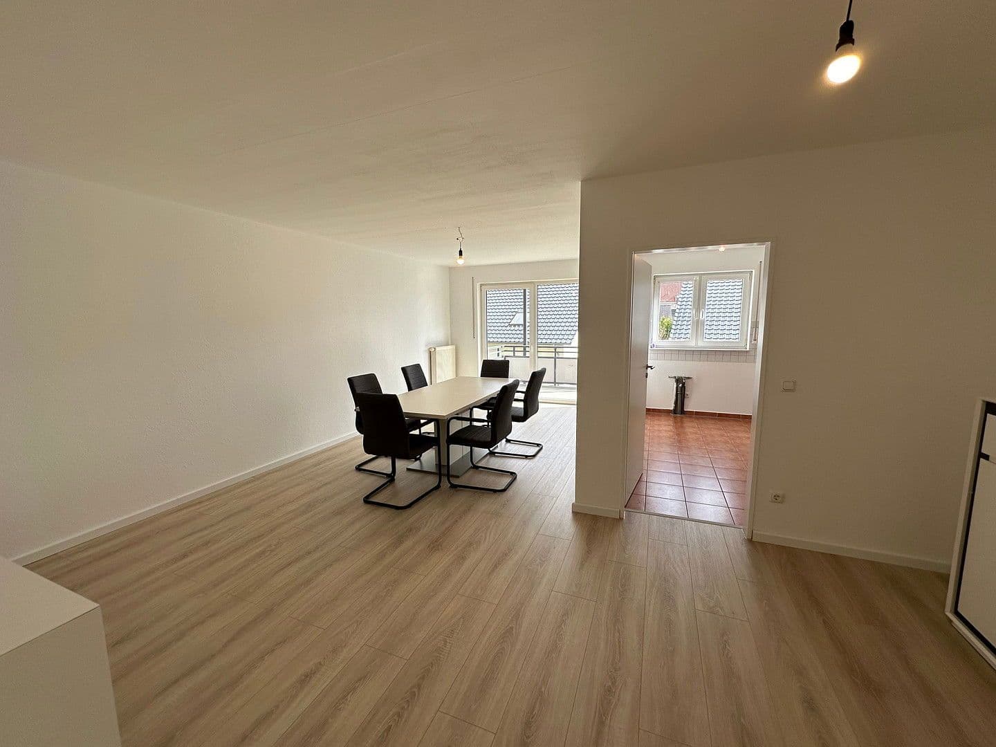 Prodej domu 2.459 m², pozemek 3.700 m², An der Landwehr 25, Bielefeld, Severní Porýní-Vestfálsko Prodej domu 2.459 m², pozemek 3.700 m², An der Landwehr 25, Bielefeld, Severní Porýní-Vestfálsko