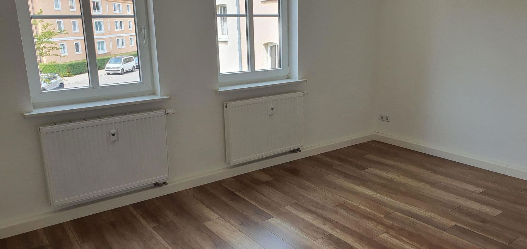 Pronájem bytu 3+1 66 m², Jahnstrasse 49, Dessau-Roßlau, Sasko-Anhaltsko Pronájem bytu 3+1 66 m², Jahnstrasse 49, Dessau-Roßlau, Sasko-Anhaltsko