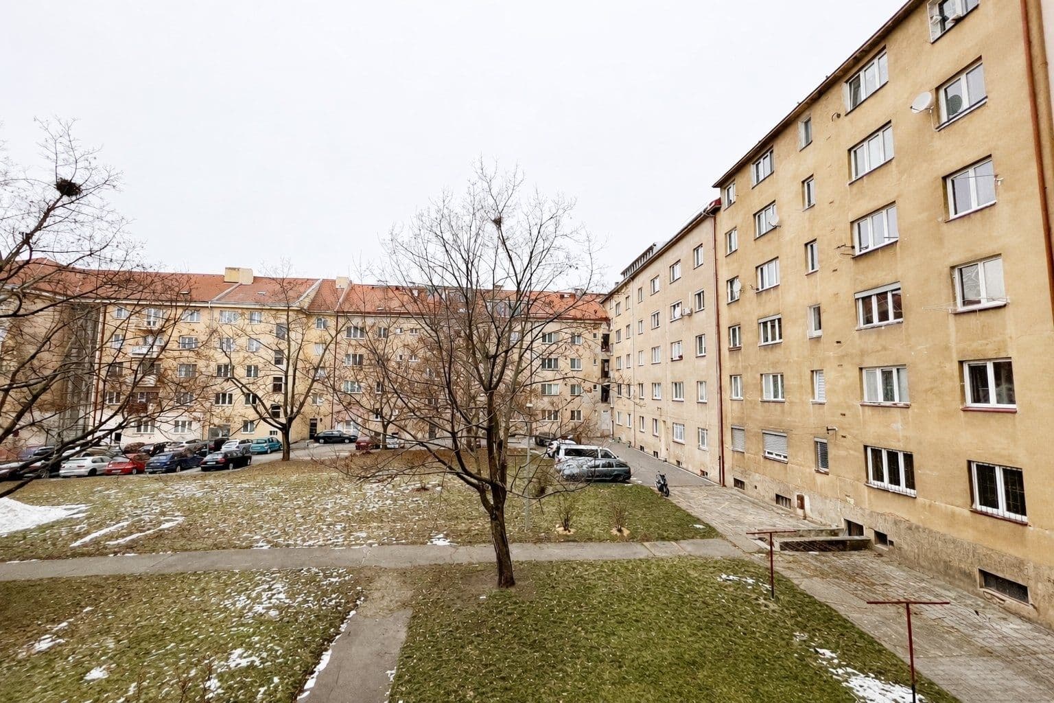 Pronájem bytu 1+1 33 m², Pod strojírnami, Praha, Praha Pronájem bytu 1+1 33 m², Pod strojírnami, Praha, Praha