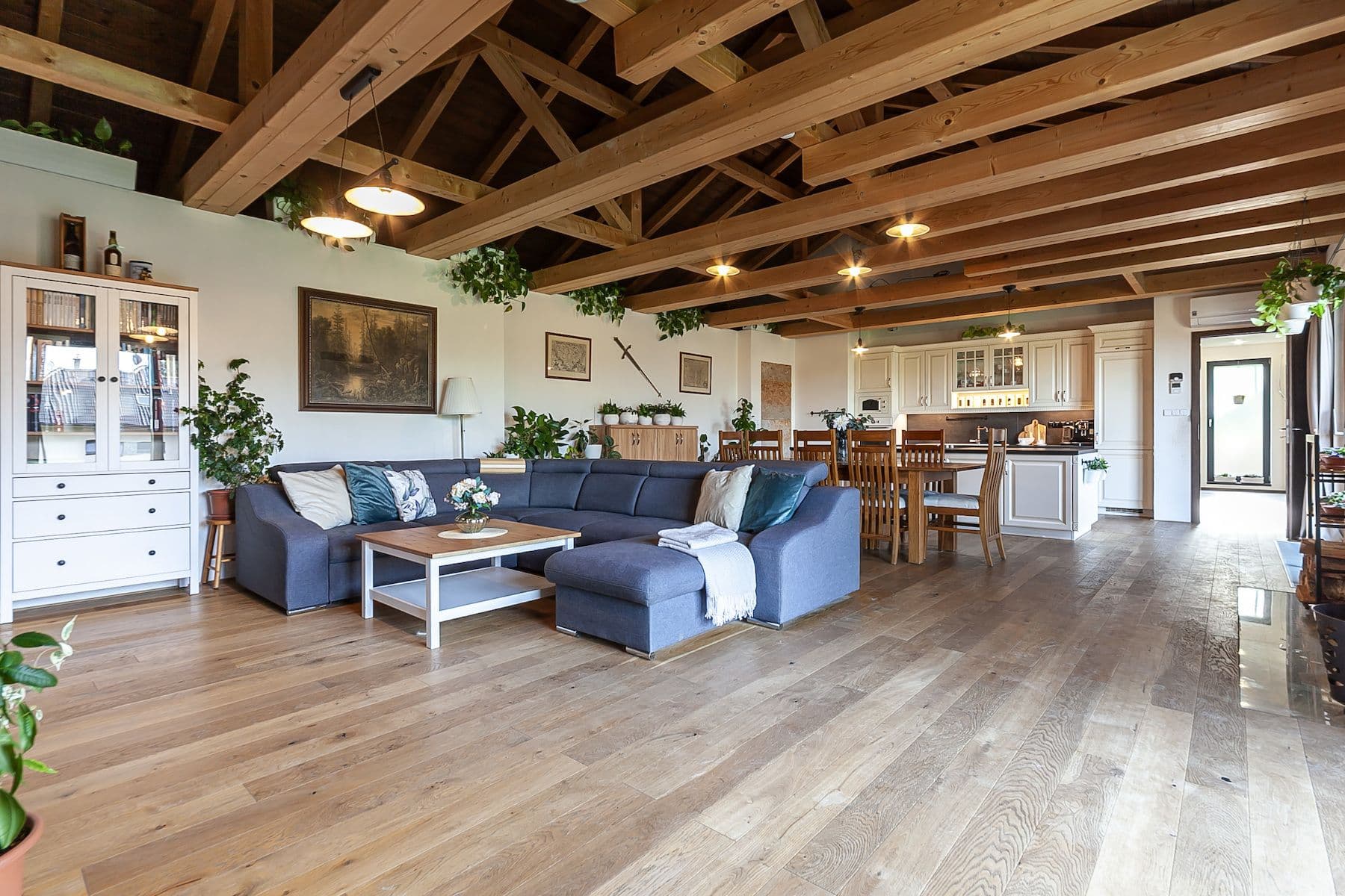 Prodej domu 300 m², pozemek 1.304 m², Ve Stráži, Psáry, Středočeský kraj Prodej domu 300 m², pozemek 1.304 m², Ve Stráži, Psáry, Středočeský kraj