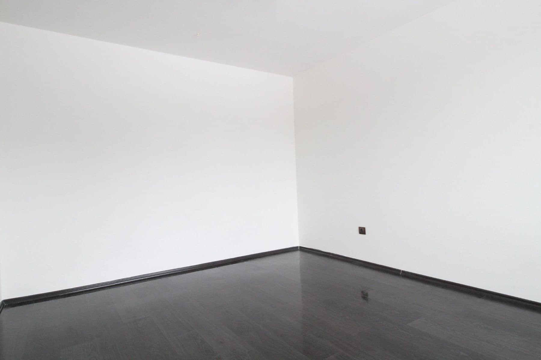 Pronájem bytu 3+kk 85 m², Lhota u Příbramě, Středočeský kraj Pronájem bytu 3+kk 85 m², Lhota u Příbramě, Středočeský kraj