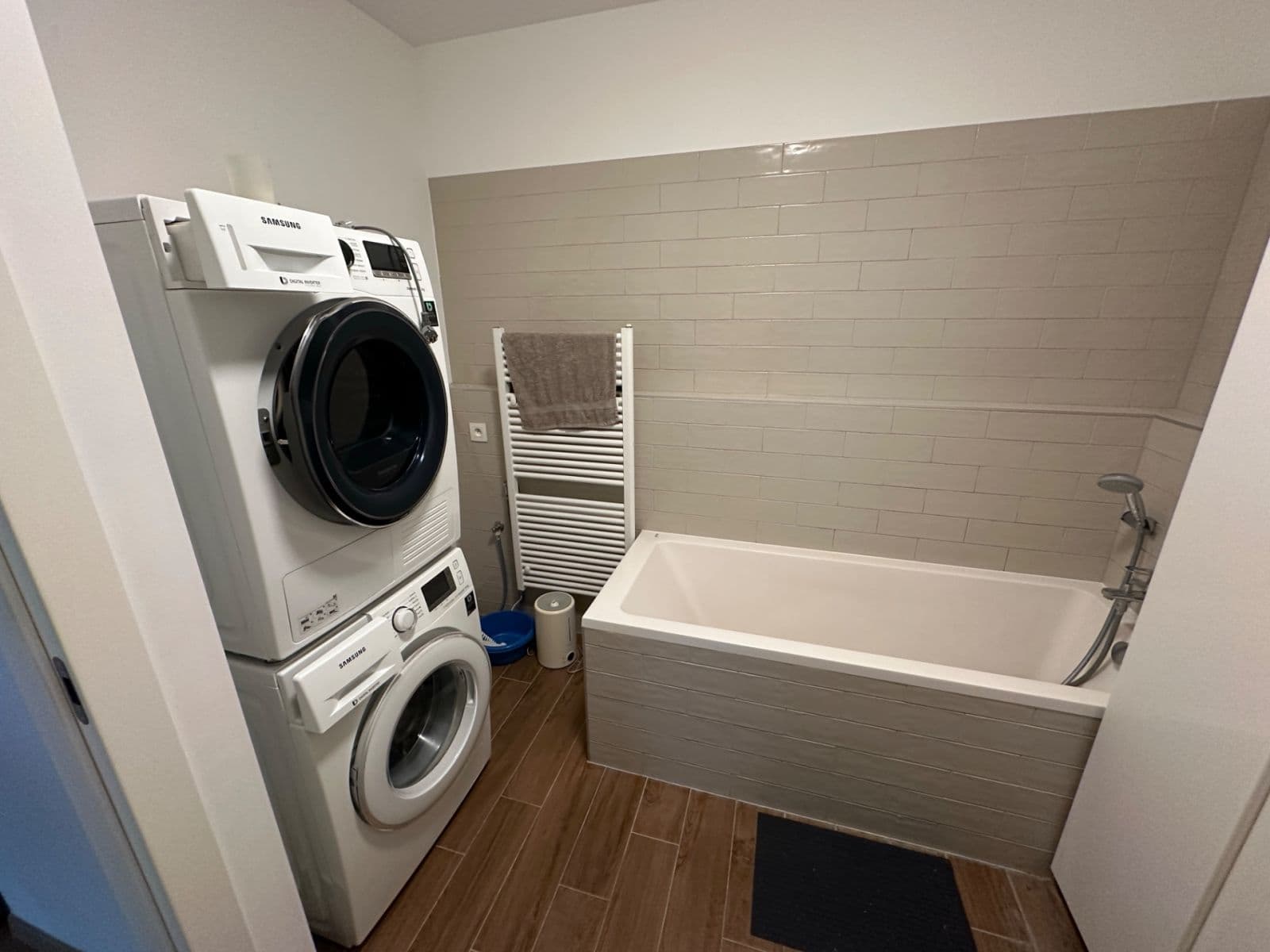 Pronájem bytu 2+1 54 m², Račianska, Nové Mesto, Bratislavský kraj Pronájem bytu 2+1 54 m², Račianska, Nové Mesto, Bratislavský kraj