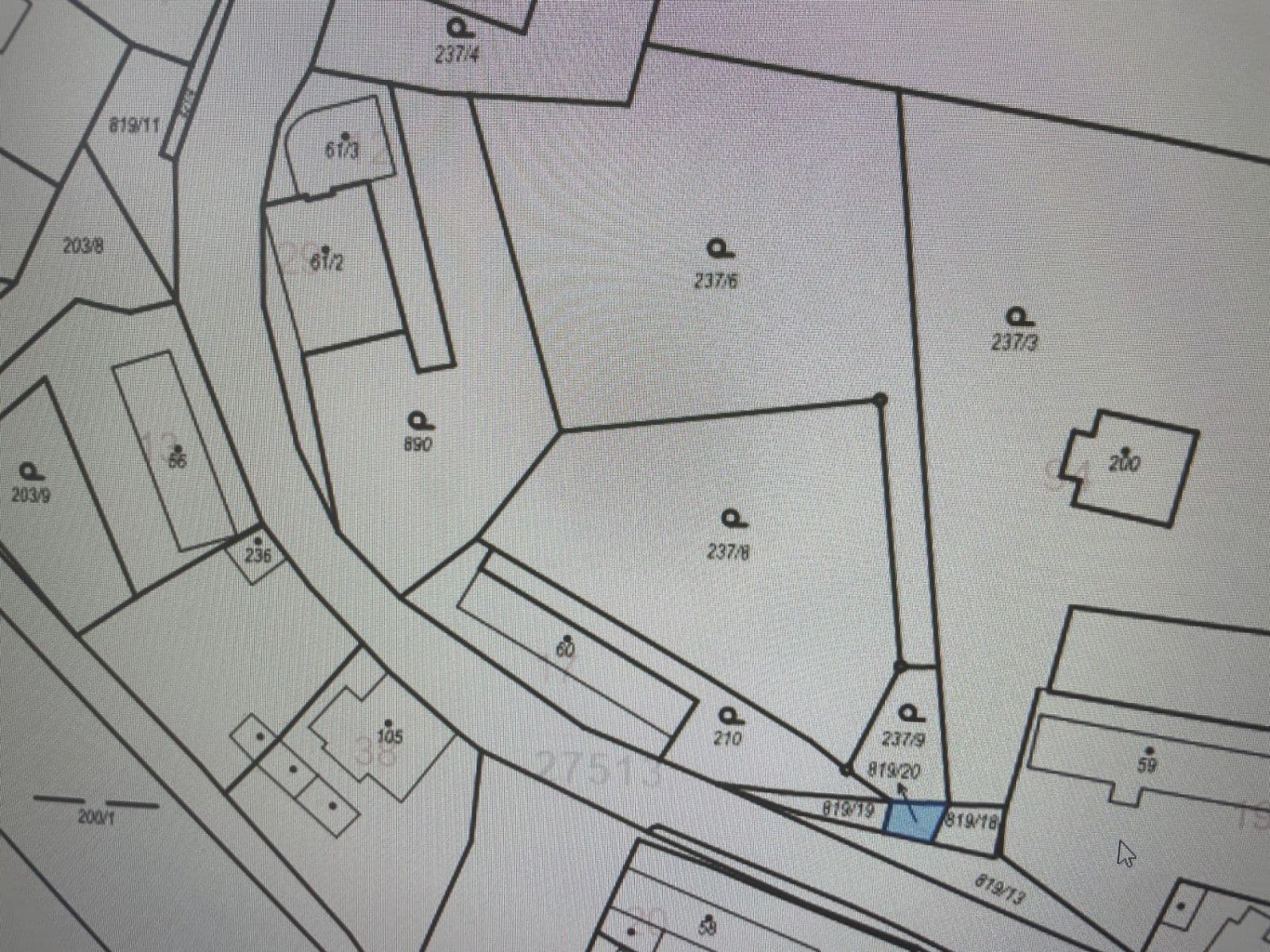 Prodej pozemku 1.124 m², Dobrovice, Středočeský kraj Prodej pozemku 1.124 m², Dobrovice, Středočeský kraj