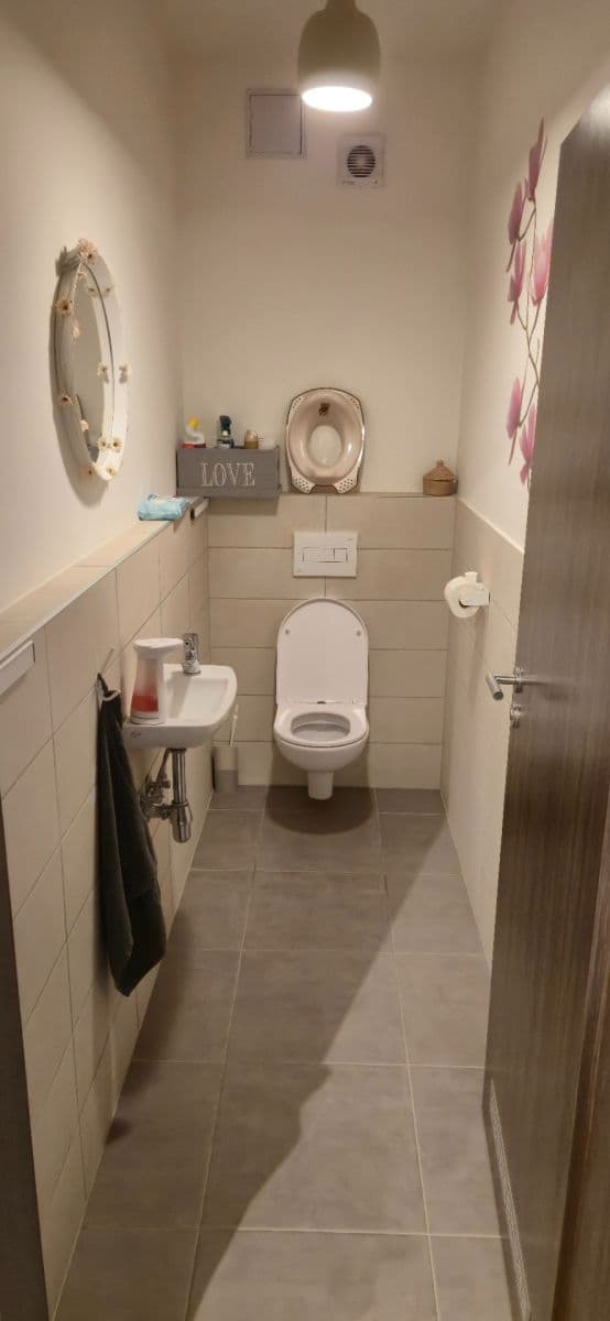 Prodej bytu 4+kk 155 m², T. G. Masaryka, Horoměřice, Středočeský kraj Prodej bytu 4+kk 155 m², T. G. Masaryka, Horoměřice, Středočeský kraj