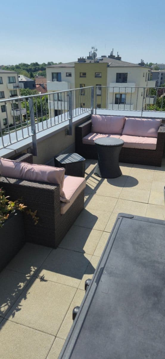 Prodej bytu 4+kk 155 m², T. G. Masaryka, Horoměřice, Středočeský kraj Prodej bytu 4+kk 155 m², T. G. Masaryka, Horoměřice, Středočeský kraj