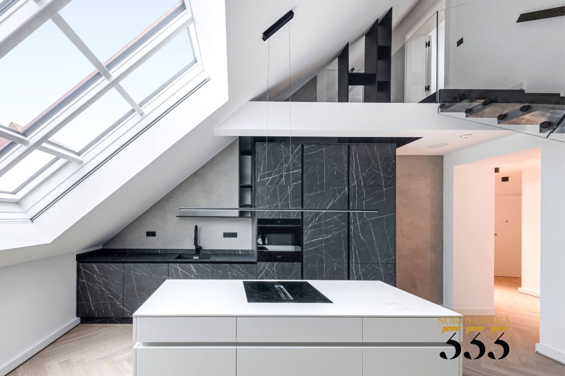 Prodej bytu 4+kk 159 m², Sokolovská, Praha, Praha Prodej bytu 4+kk 159 m², Sokolovská, Praha, Praha