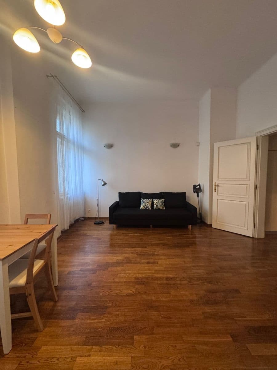 Pronájem bytu 2+kk 46 m², Londýnská, Praha, Praha Pronájem bytu 2+kk 46 m², Londýnská, Praha, Praha