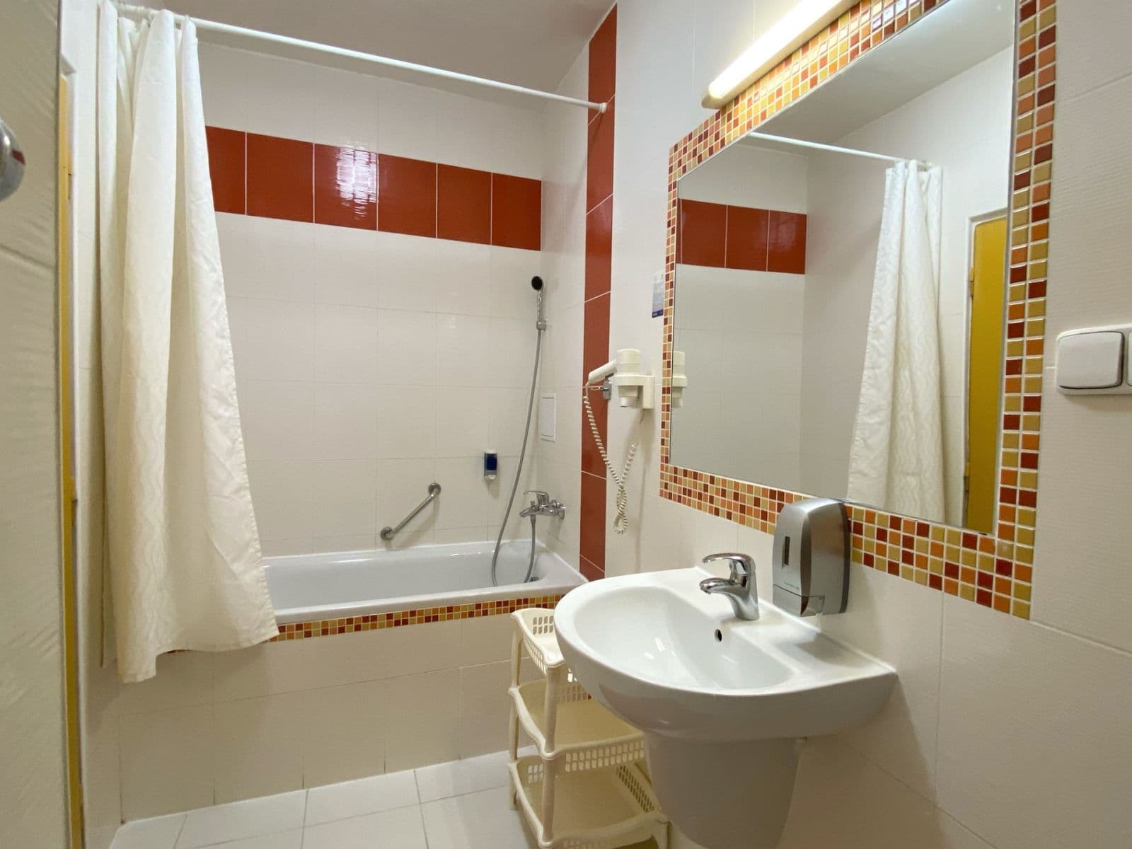 Pronájem bytu 1+1 30 m², Mudrochova, Rača, Bratislavský kraj Pronájem bytu 1+1 30 m², Mudrochova, Rača, Bratislavský kraj