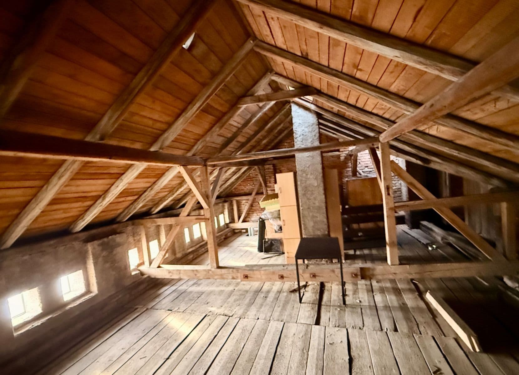 Prodej domu 350 m², pozemek 510 m², Boženy Němcové, Kadaň, Ústecký kraj Prodej domu 350 m², pozemek 510 m², Boženy Němcové, Kadaň, Ústecký kraj