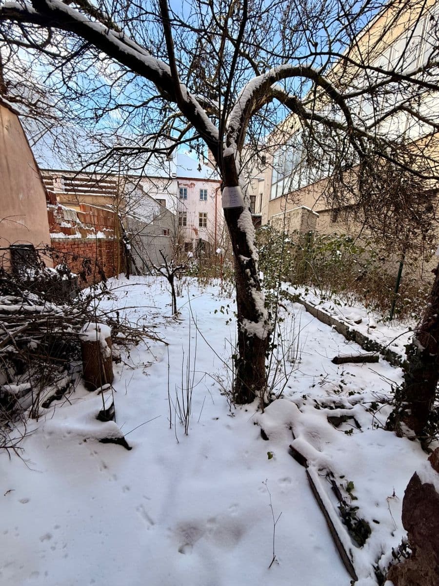 Prodej domu 350 m², pozemek 510 m², Boženy Němcové, Kadaň, Ústecký kraj Prodej domu 350 m², pozemek 510 m², Boženy Němcové, Kadaň, Ústecký kraj