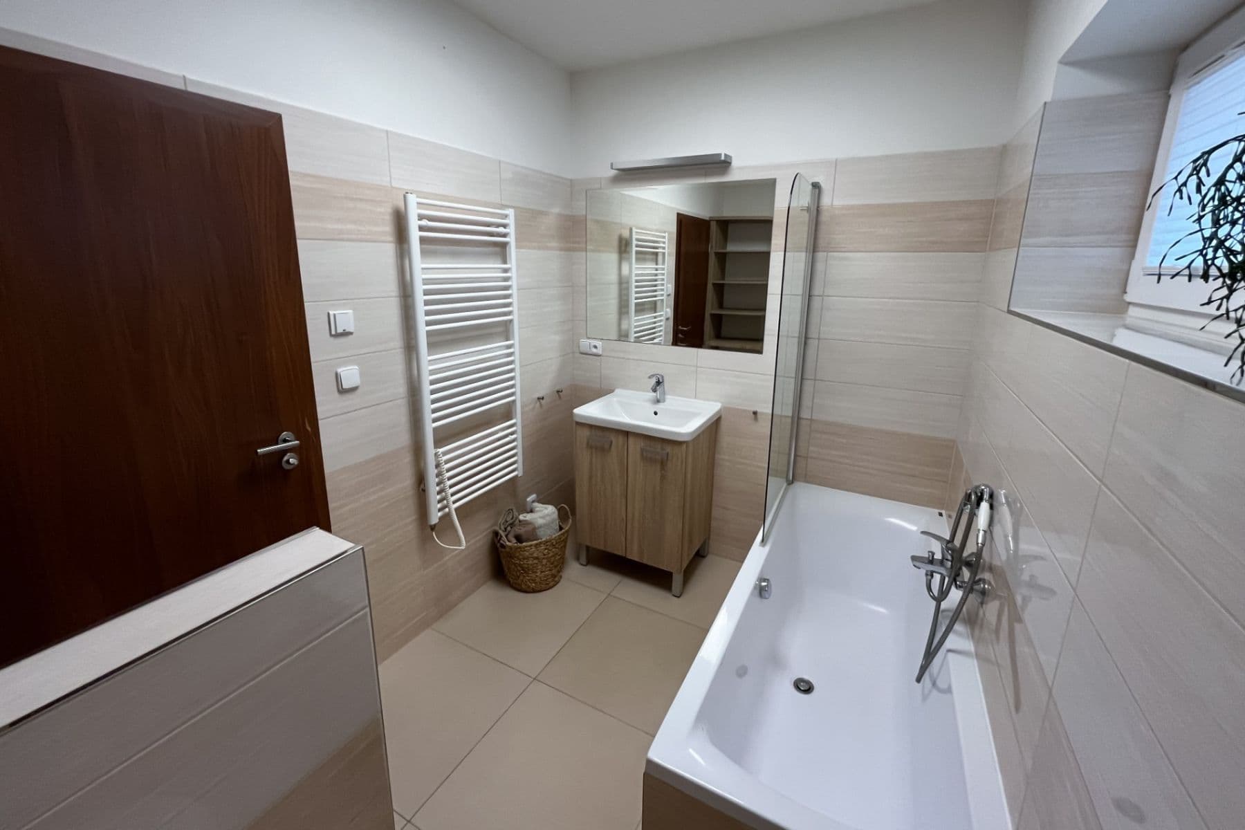 Prodej domu 114 m², pozemek 397 m², Ptická, Úhonice, Středočeský kraj Prodej domu 114 m², pozemek 397 m², Ptická, Úhonice, Středočeský kraj